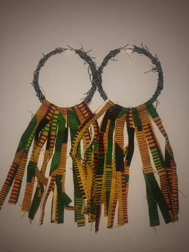 Roots with Black and White Hoop Earrings